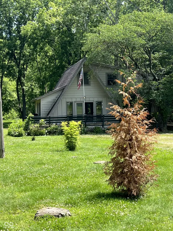 4007 E State Road 46, Nashville, IN 47448