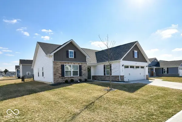 1789 River Birch DR, Greenfield, IN 46140