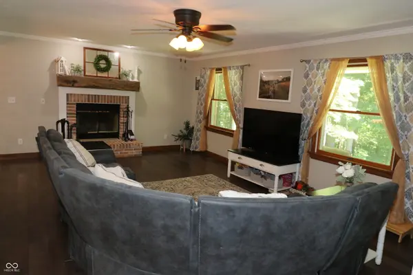 1287 Lovers RD, Batesville, IN 47006
