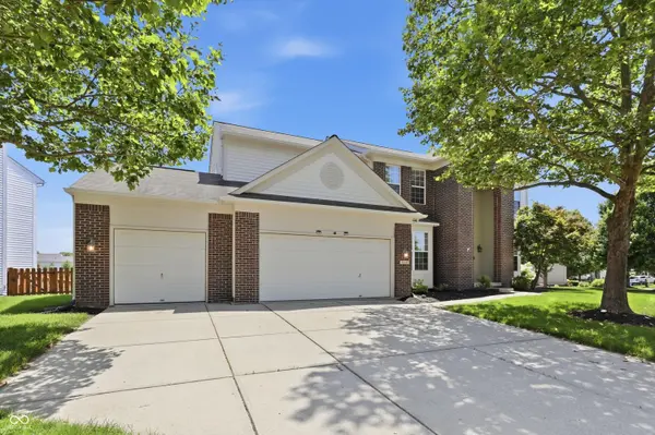 11841 Wedgeport LN, Fishers, IN 46037