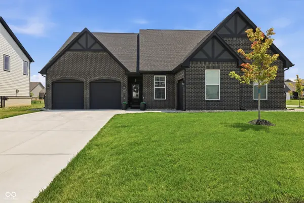 5577 Volanti WAY, Greenwood, IN 46143