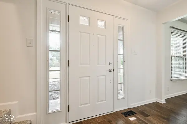 54 Granite DR, Carmel, IN 46032