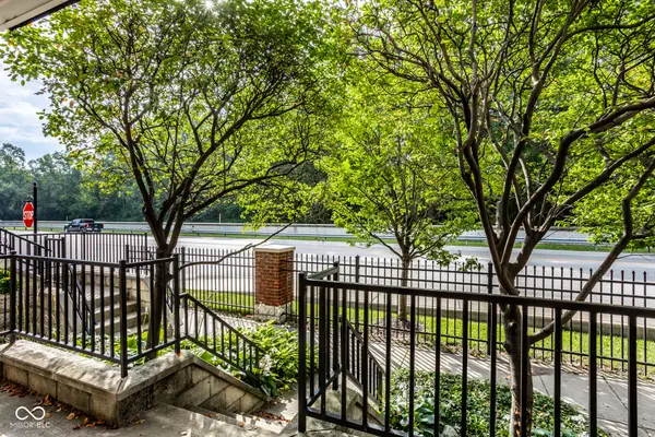 6595 Reserve DR, Indianapolis, IN 46220
