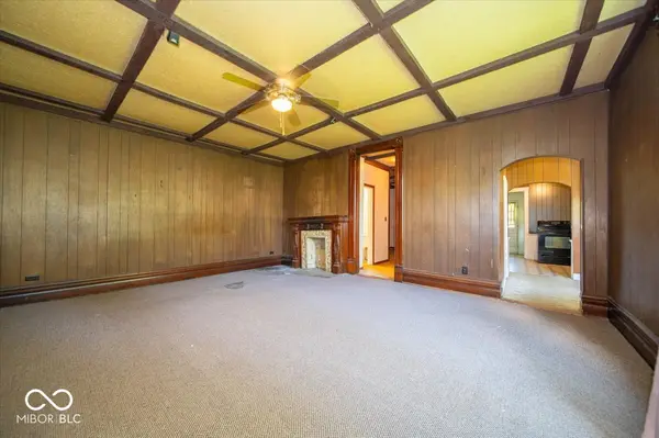 116 W Pine ST, Knightstown, IN 46148