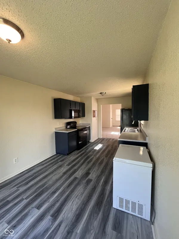 8048 Whitaker Valley BLVD, Indianapolis, IN 46237