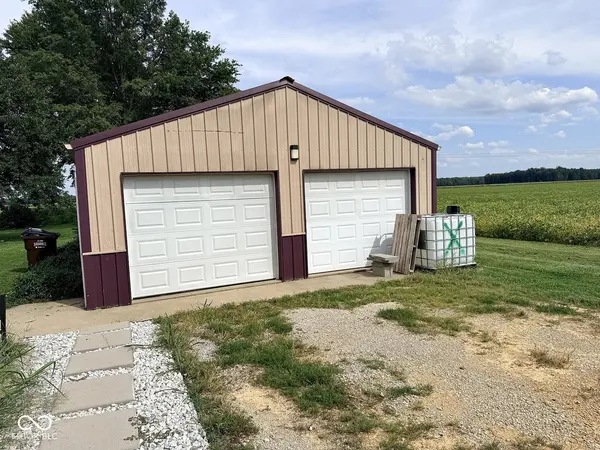 5511 N County Road 100 W, Brownstown, IN 47220