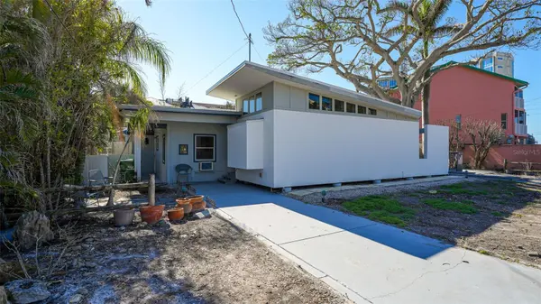 132 HARRISON DR, Sarasota, FL 34236