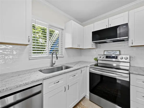 2850 GULF OF MEXICO DR #5, Longboat Key, FL 34228