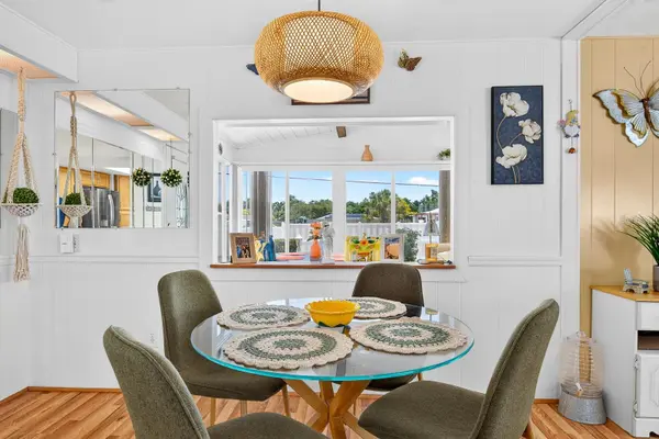 2107 PALMA SOLA BLVD #17, Bradenton, FL 34209