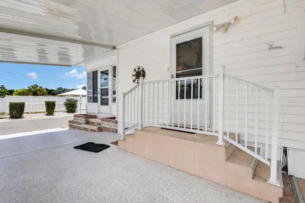 2107 PALMA SOLA BLVD #17, Bradenton, FL 34209