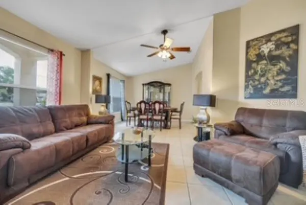 27 PATRIC DR, Palm Coast, FL 32164