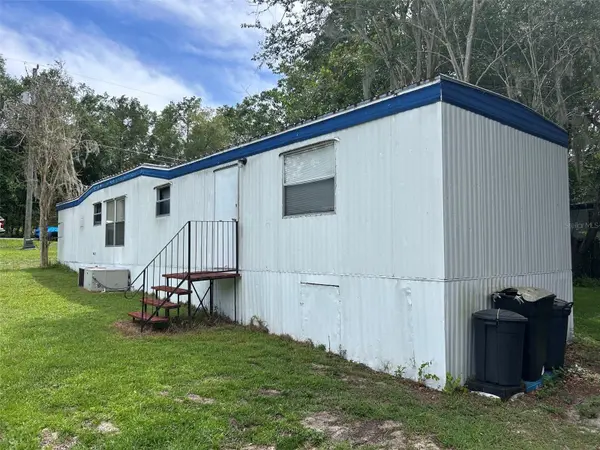 10945 SE 132ND PL, Ocklawaha, FL 32179