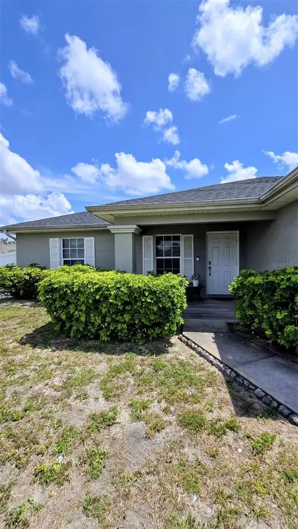 706 NW 1ST LN, Cape Coral, FL 33993