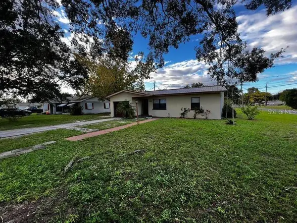 331 STEEDLY AVE, Lake Wales, FL 33853