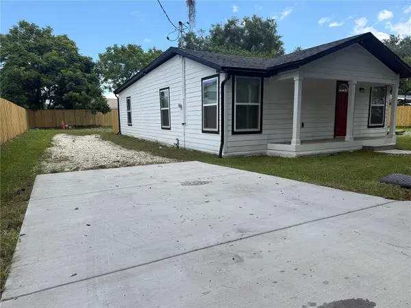 225 E WARREN AVE, Longwood, FL 32750