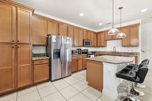 10155 EAGLE CREEK CENTER BLVD, Orlando, FL 32832