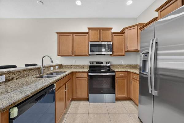 10709 SAVANNAH LANDING CIR, Orlando, FL 32832