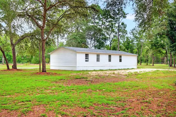 10890 NE 102ND PL, Archer, FL 32618