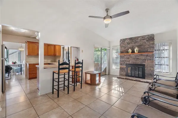 712 E FLAG WAY, Kissimmee, FL 34759