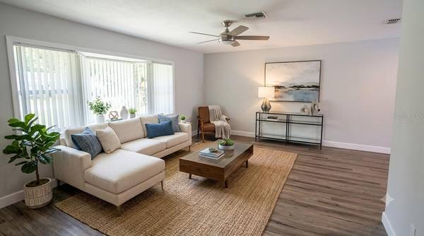 7801 17TH WAY N, St Petersburg, FL 33702