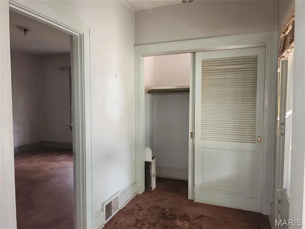 3115 W Main ST, Belleville, IL 62226