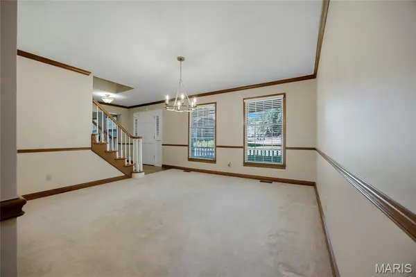 1148 Black Forest DR, St Charles, MO 63301