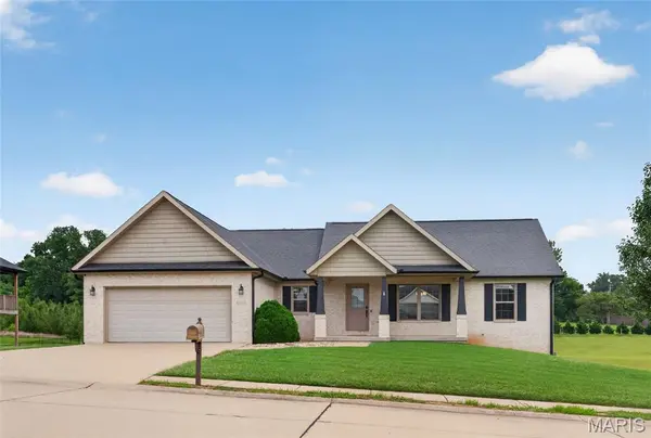 3034 Prairie View TRL, Jackson, MO 63755