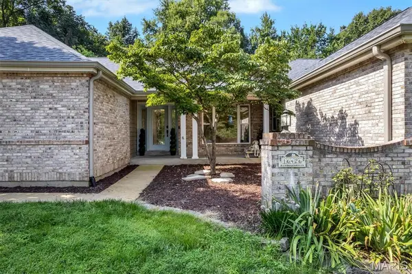 16426 Prestwick Place LN, Wildwood, MO 63011