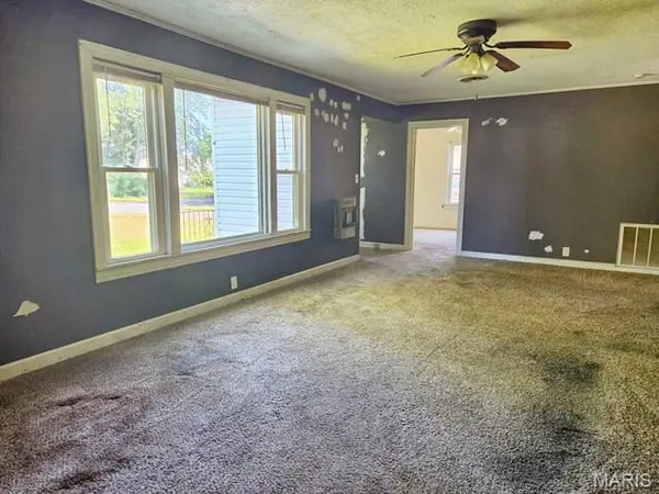 1907 E Parkview, Caruthersville, MO 63830