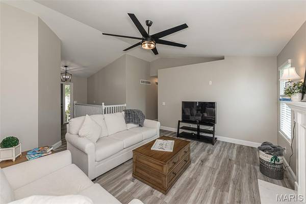 46 Tulip Bend DR, Wentzville, MO 63385