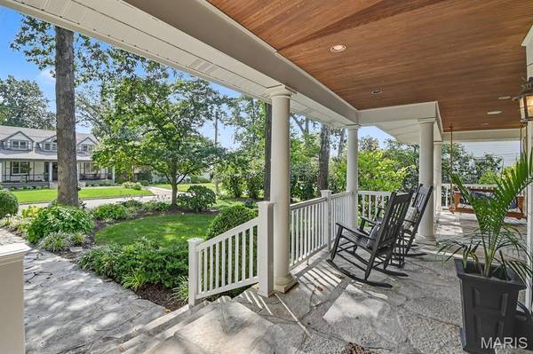 111 Edwin AVE, Glendale, MO 63122