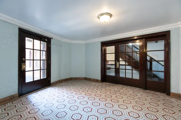 819 E 53rd ST #3, Chicago, IL 60615