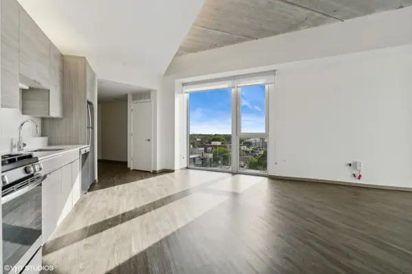 1920 N Milwaukee AVE #406, Chicago, IL 60647
