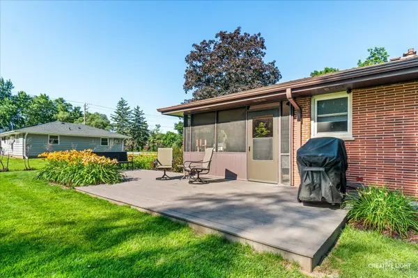 47 Pasadena DR, Oswego, IL 60543