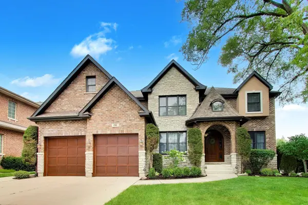 1301 N Chicago AVE, Arlington Heights, IL 60004