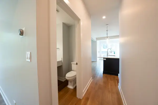 1901 W Berwyn AVE #1, Chicago, IL 60640