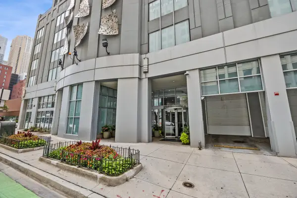 600 N Dearborn ST #1805, Chicago, IL 60654