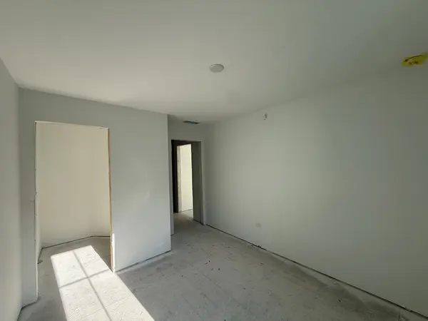 2054 Iron Ridge LN, Naperville, IL 60563