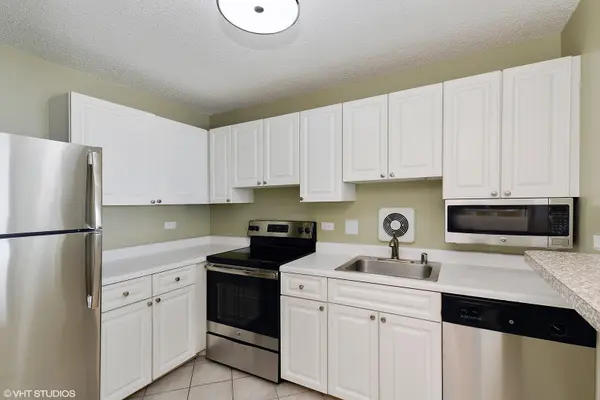 111 W Maple ST #2711, Chicago, IL 60610
