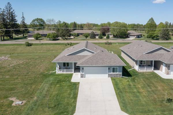 1552 Eagle Ridge ST NE, Owatonna, MN 55060
