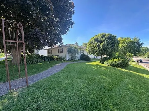 207 N Pine ST, Caledonia, MN 55921