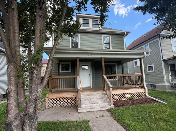 2427 17th AVE S, Minneapolis, MN 55404
