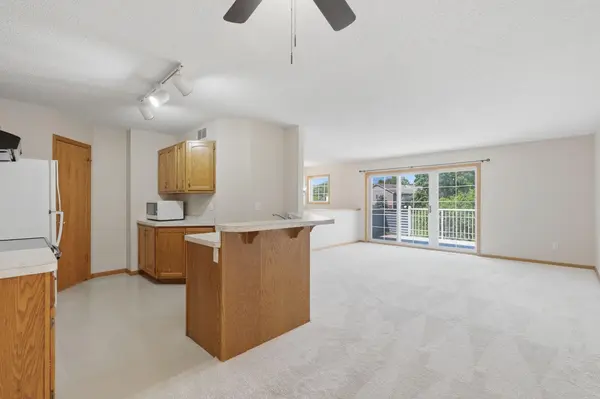2213 E 117th ST, Burnsville, MN 55337