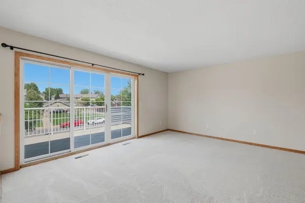 2213 E 117th ST, Burnsville, MN 55337