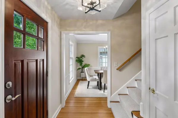 6 Edina CT, Edina, MN 55424