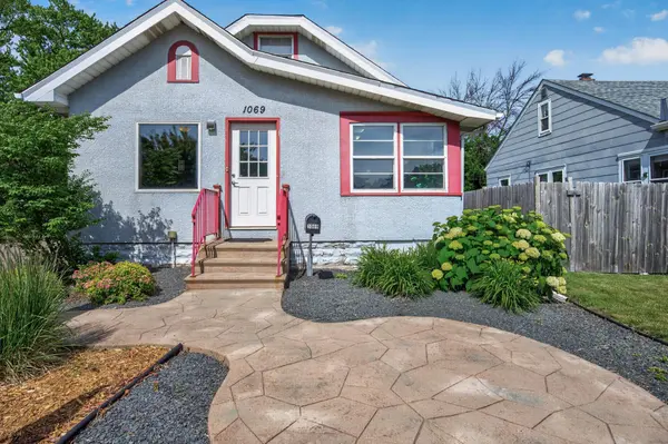 1069 S Robert ST, West Saint Paul, MN 55118