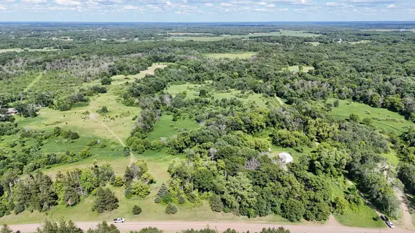 7105 140th AVE SE,  Clear Lake,  MN 55319