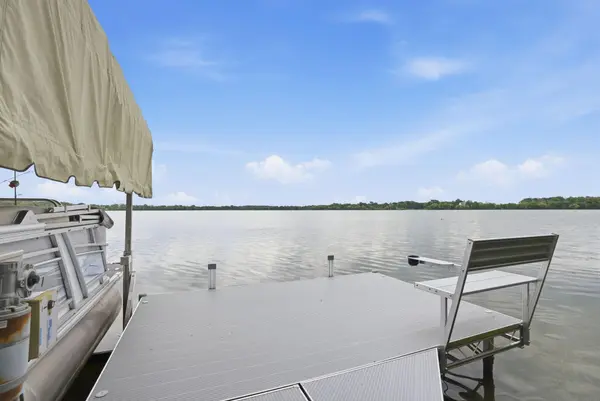 13611 Fox Lake TRL, Faribault, MN 55021