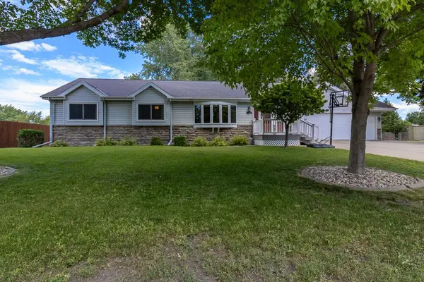 109 Creative CT, Mankato, MN 56001
