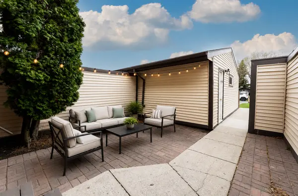 204 5th ST NW, West Fargo, ND 58078